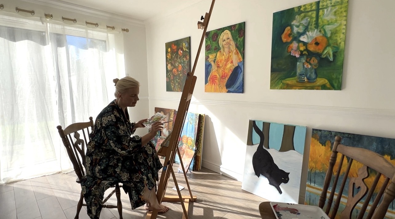 Marina Stognieva in her art studio in England
